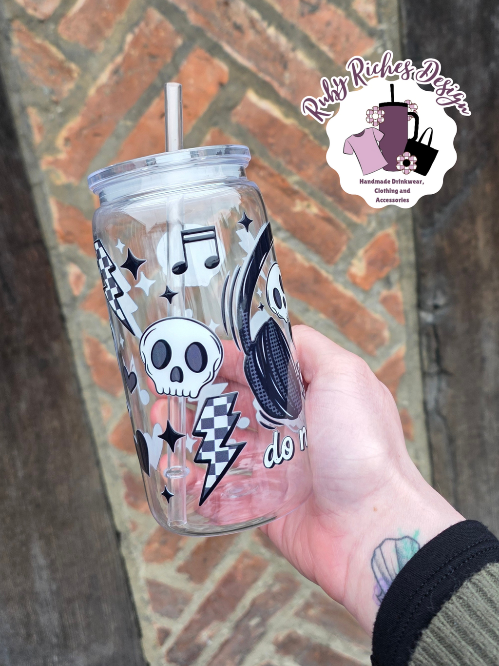 Do Not Disturb Headphones Theme Plastic Tumbler